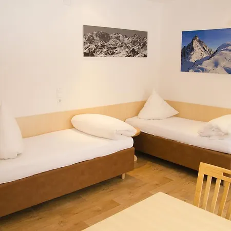 Garni Alpenblick 호텔 이스크글